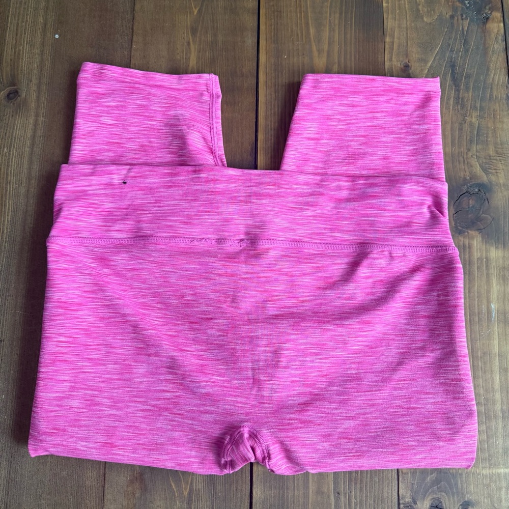 PINK Victoria’s Secret Pink Croppd Leggings - Picture 5 of 8